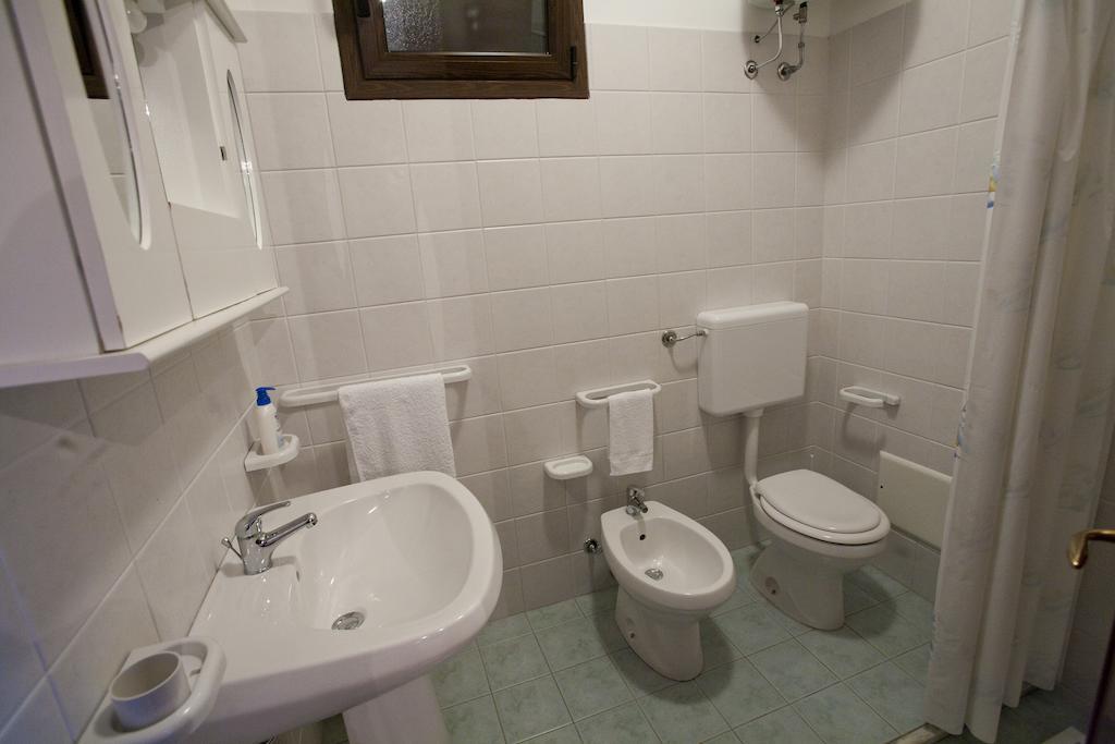 Residencefusaro Pajare Specchia Room photo